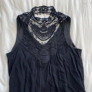 Cropped choker tank